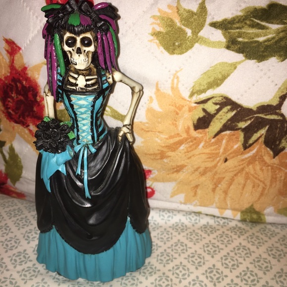 SOLD - Picture 1 of 3